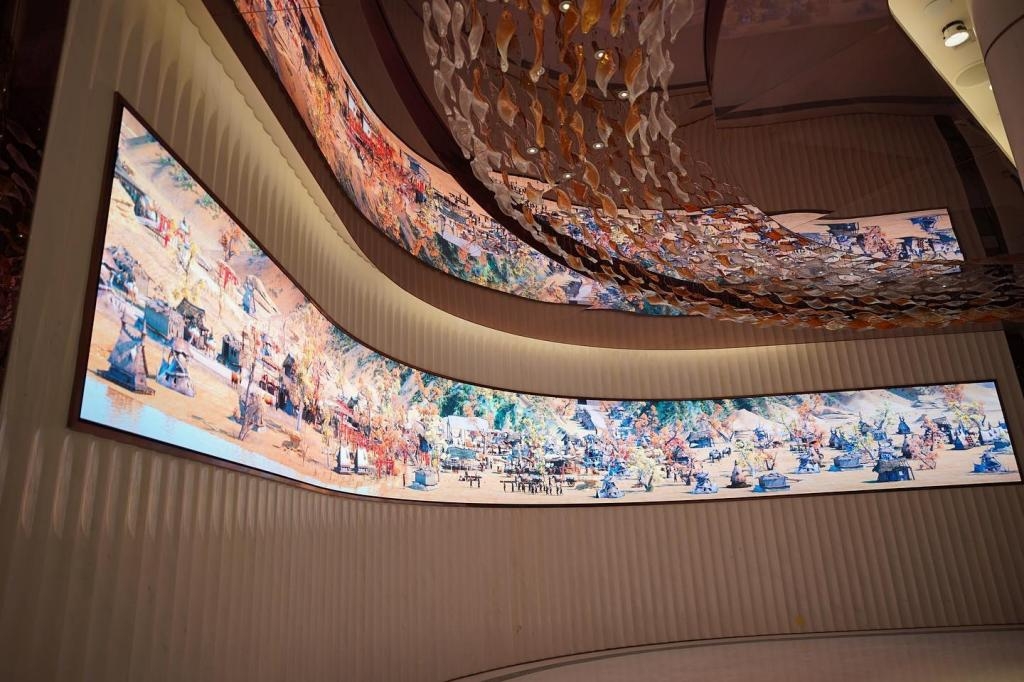 世茂中心LED展示区_CosmoVision